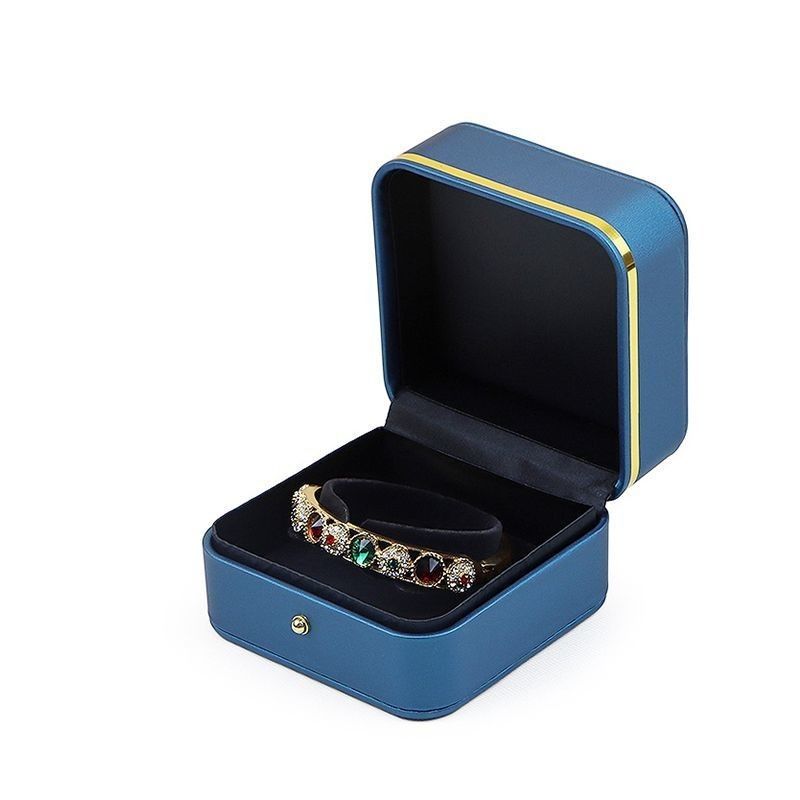 PU Bahan Perhiasan Kemasan Kotak Untuk Cincin Earrings Gelang Dan Kalung 0.300kg