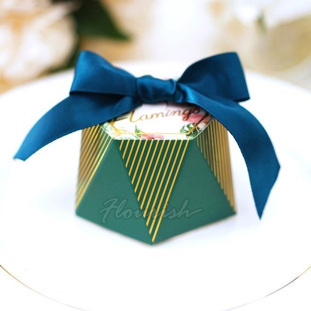Custom Candy Chocolate Gift Paper Packaging Box Hot Foil Gold Stamping Untuk Festival Pernikahan
