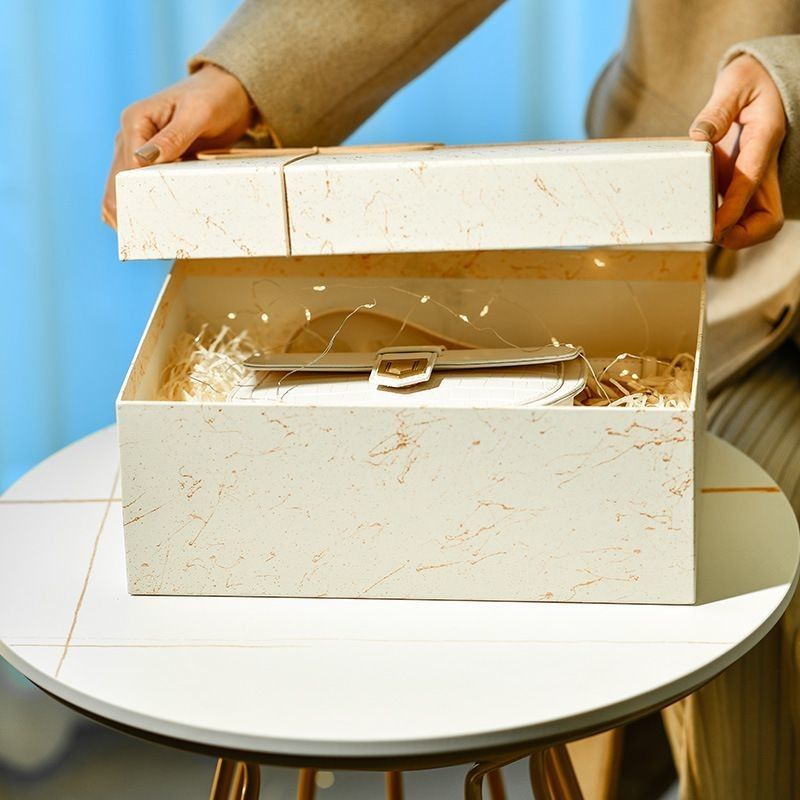 Hot Stamping Makeup Tutup dan Base Box Kosmetik Parfum Kertas Kardus Gift Drawer Box