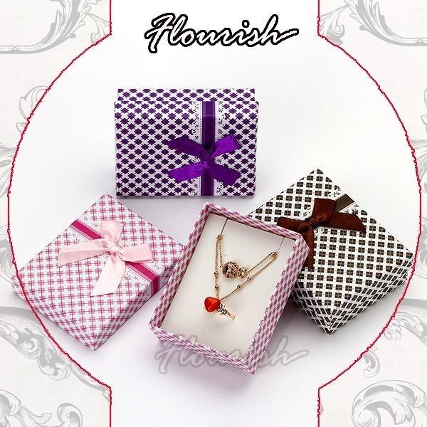 Kothak Perhiasan Kertas Rigid Cardboard Party Box Gift Packaging Box Dengan Tutup Dan Dasar