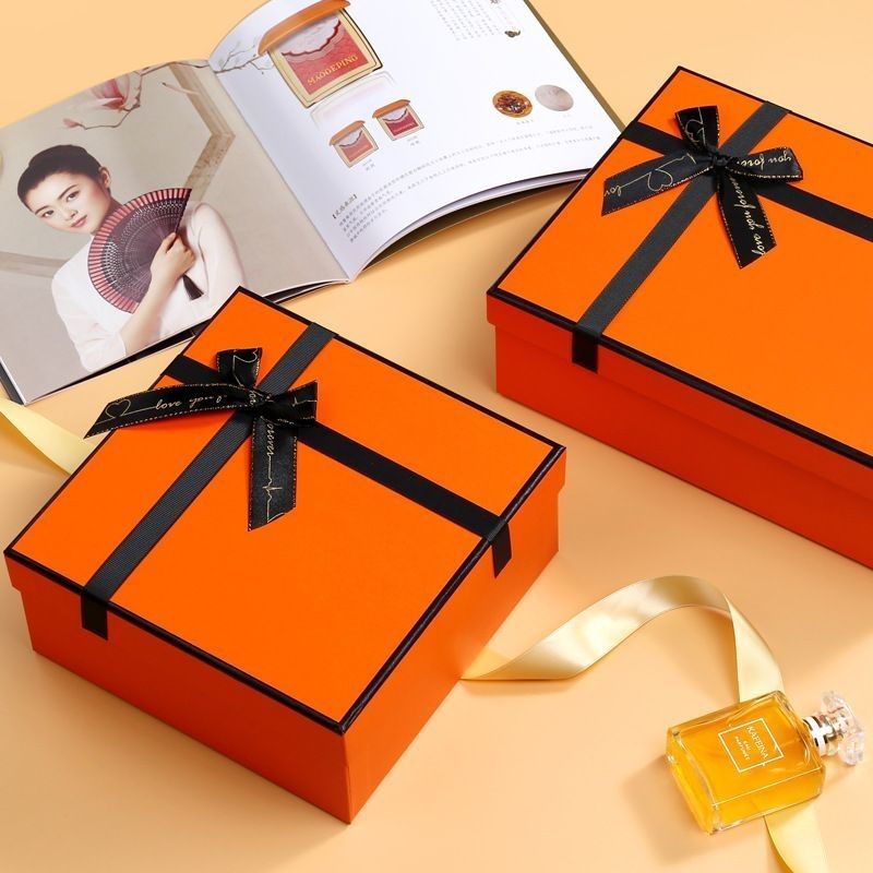 Custom Printed Packaging Carton untuk Topi Mainan Tangan Tinju Sarung Tangan Barang Rumah Tangga Kosmetik T-Shirt Bunga Parfum