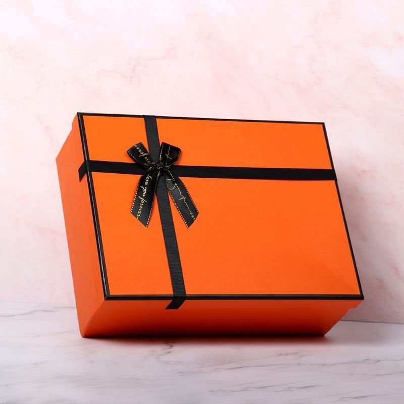 Custom Printed Packaging Carton untuk Topi Mainan Tangan Tinju Sarung Tangan Barang Rumah Tangga Kosmetik T-Shirt Bunga Parfum