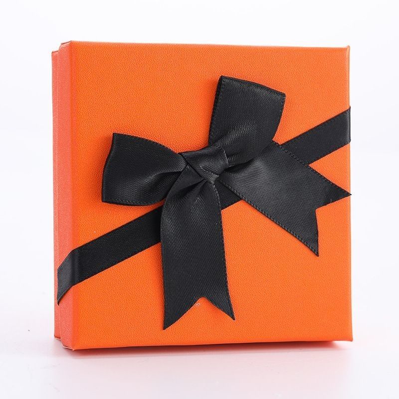 Customized Boxtype Precision Jewelry Gift Fashionable Rigid Cardboard Packaging Pakaian dan Sepatu Box