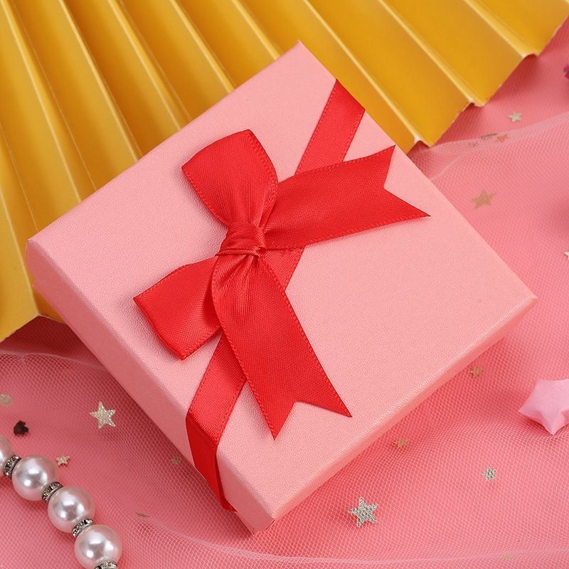 Customized Boxtype Precision Jewelry Gift Fashionable Rigid Cardboard Packaging Pakaian dan Sepatu Box